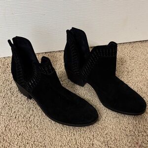 Vince Camuto Black Suede Ankle Boots leather upper size women’s 8M